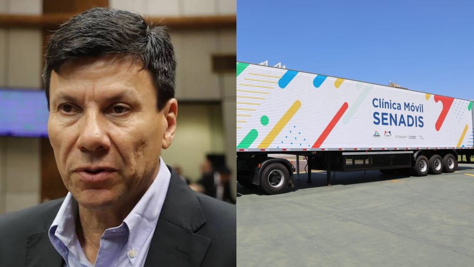 Puede ser una imagen de 1 persona y texto